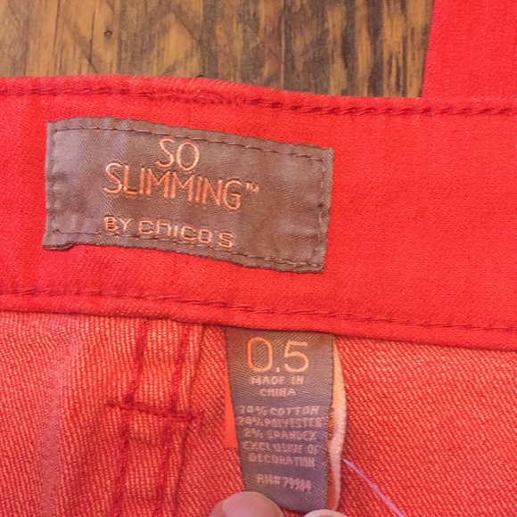 NWT Chico’s jeans in size 0.5 (size 6) - Picture 3 of 8